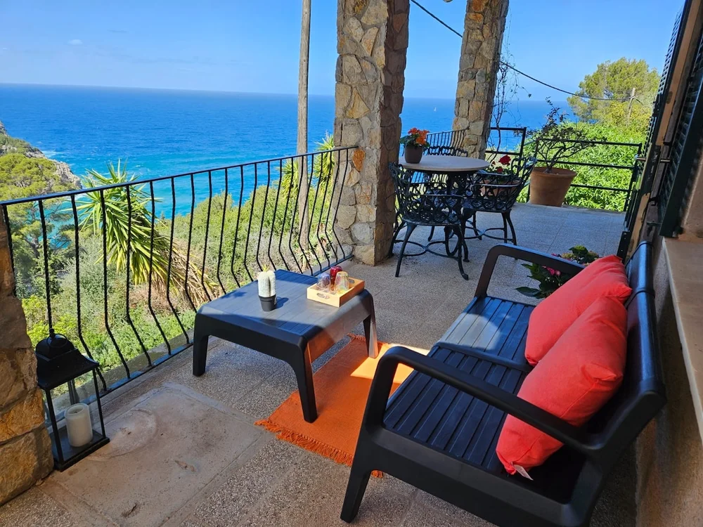 Vinya del Mar Cottage with Sea Views