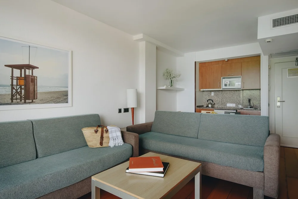 Apartment Standard Road side