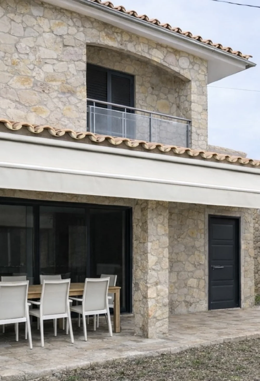 Villa with garden near the beach