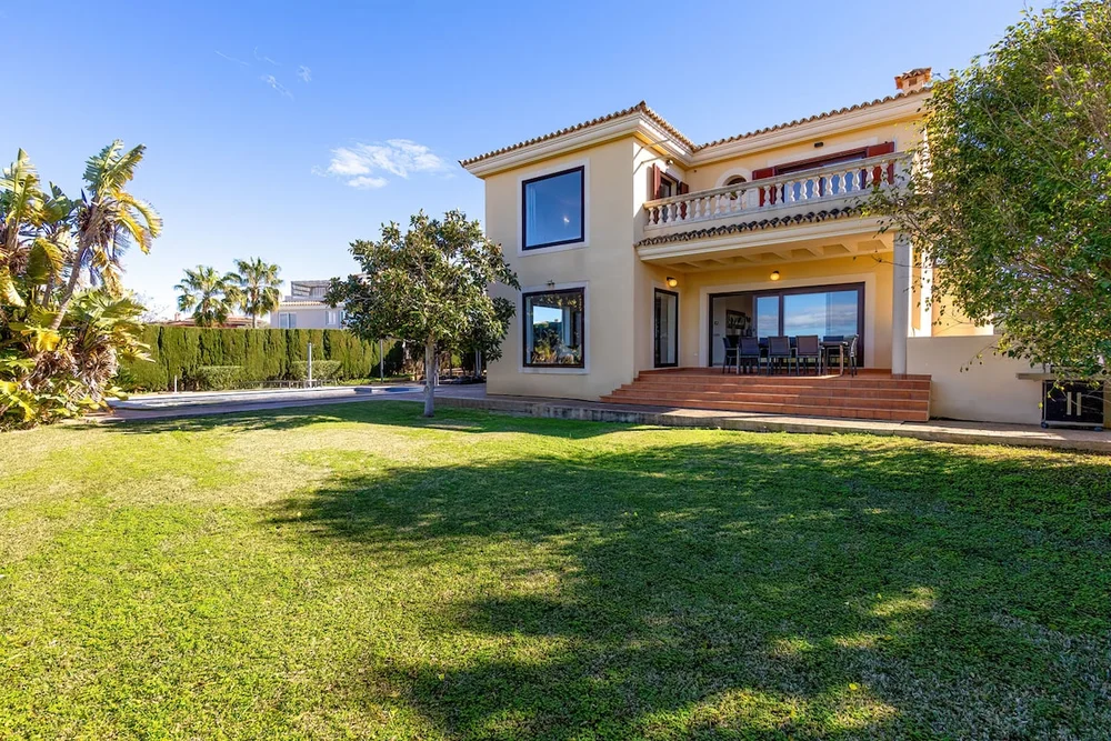 Mediterranean Sea View 5 Bedroom Villa