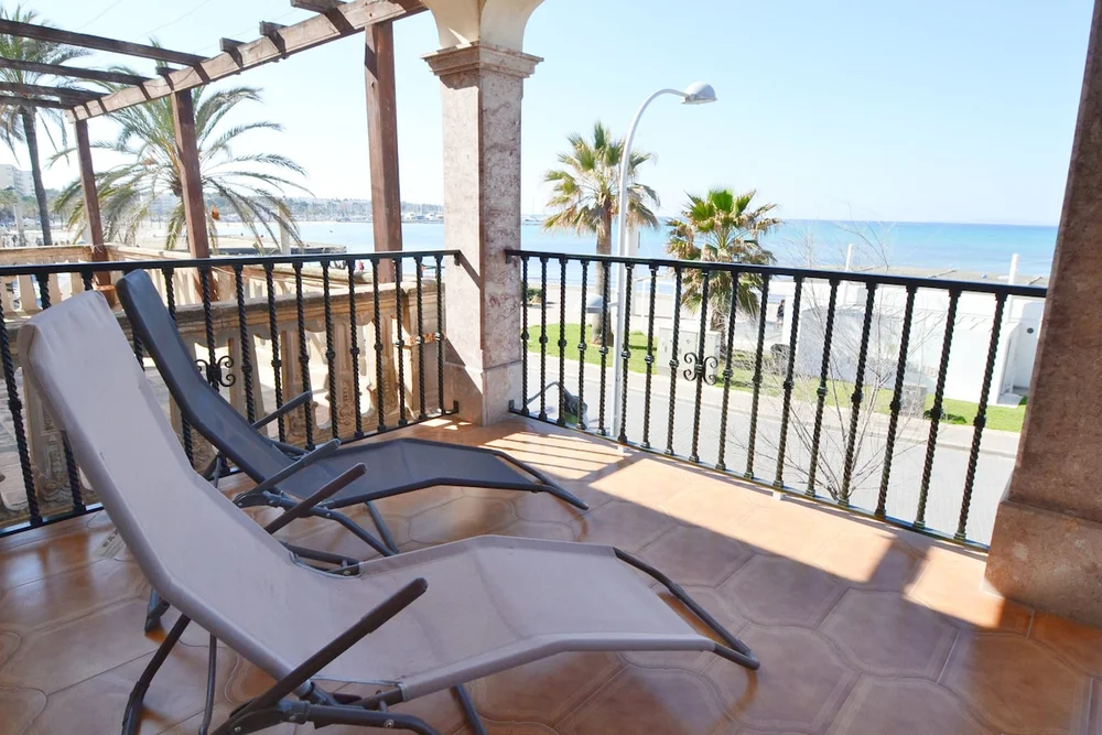 Great oceanfront apartment