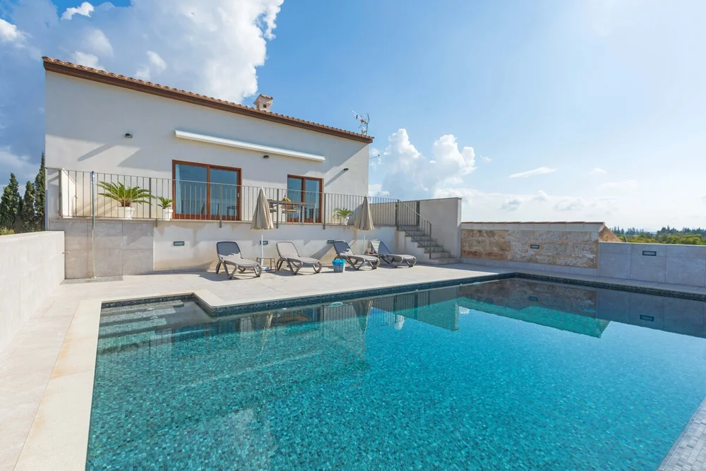 Vivot - Cosy house with pool nearby Inca