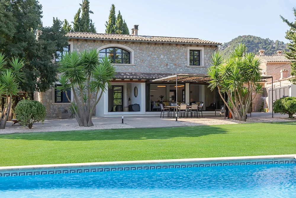 Sa Viña- stunning villa with a private land & pool