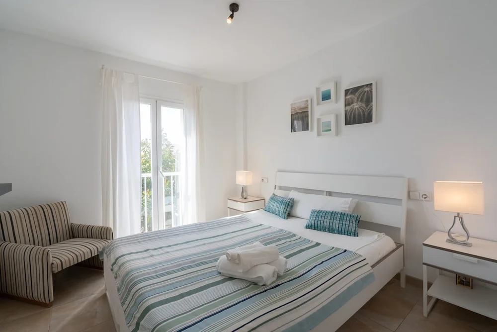 Mallorca 2 Bed Seaside Apartment Rooftop Terrace