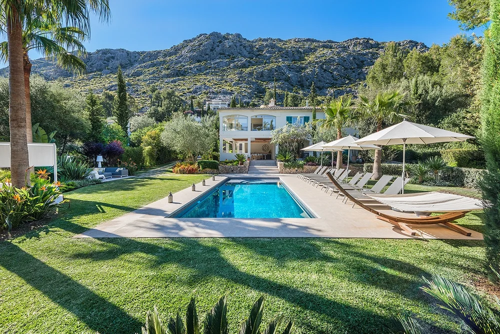 Villa Longa by Balearic Villas