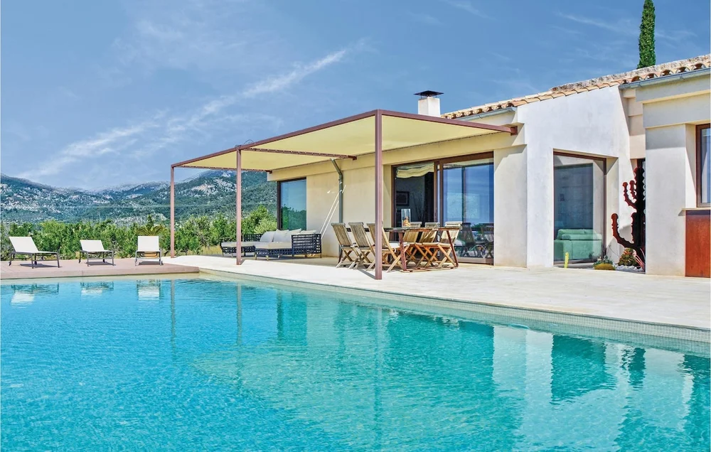 Lovely home in Moscari