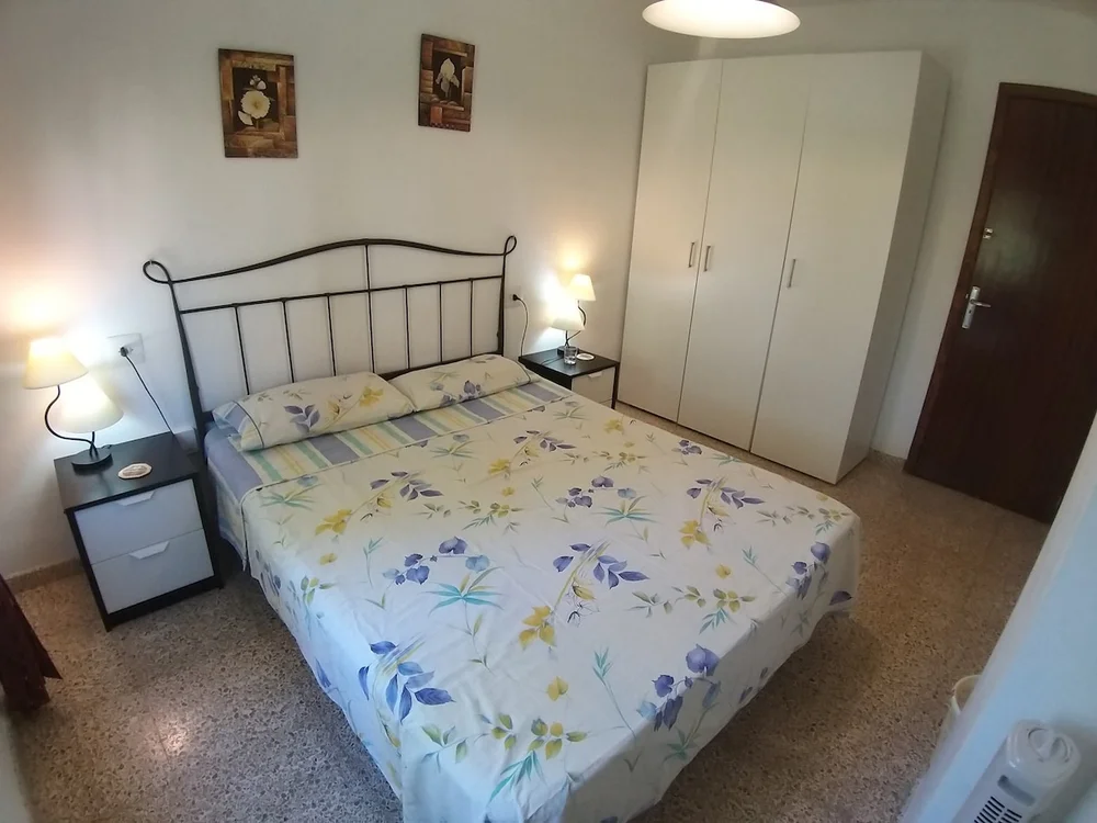 WIFI - Room at 15min (walking) from the center